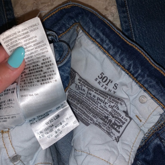 Levis jeans - dark wash - Picture 5 of 5